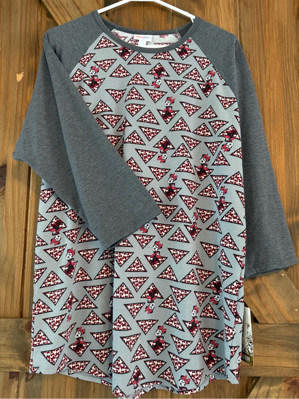 LuLaRoe Grey Minnie Mouse Triangle Print Top 3/4 Sleeve